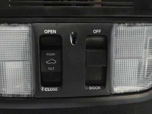 Used 2019 Honda Accord Sport image 38