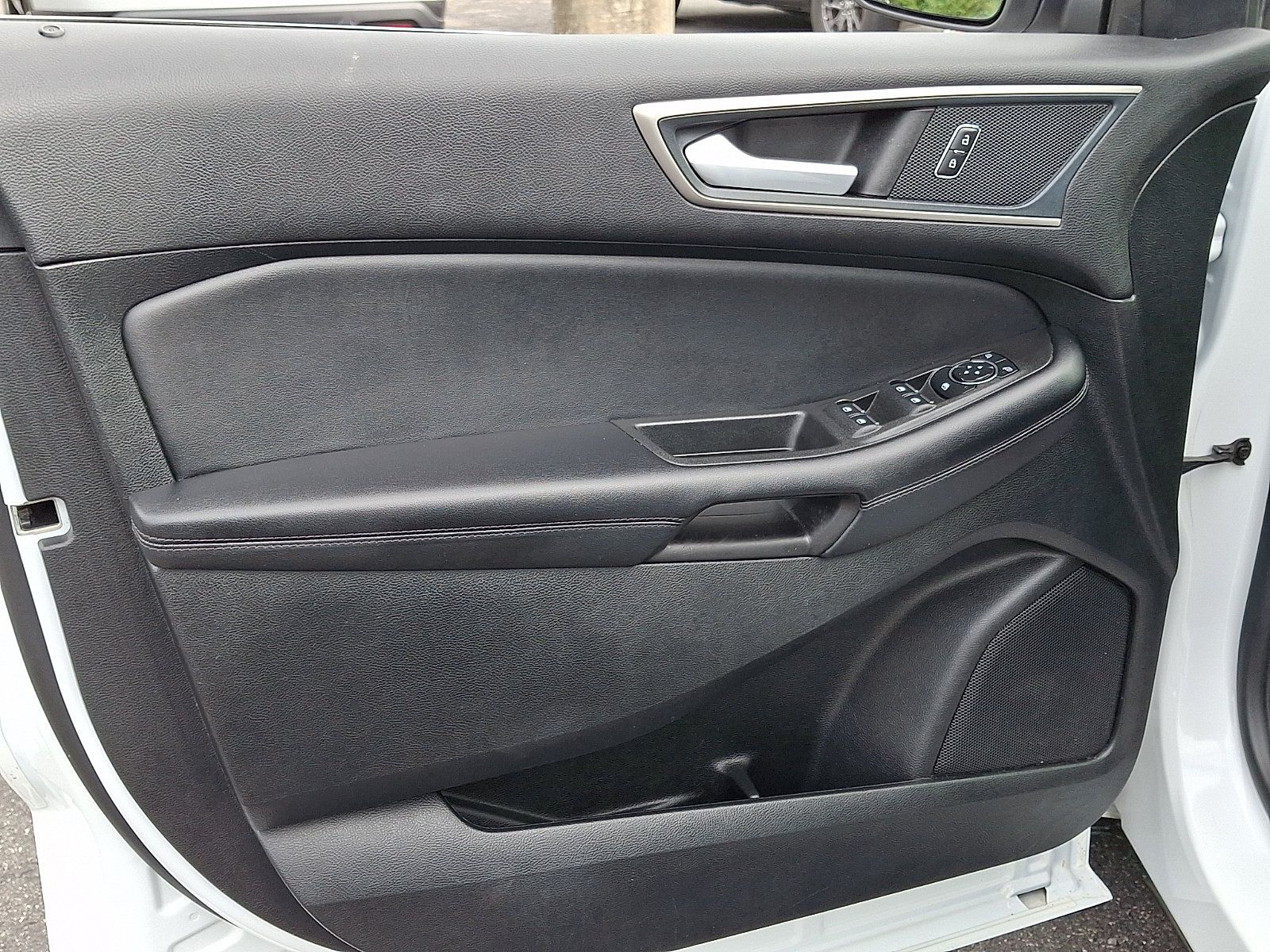 Certified 2024 Ford Edge SEL AWD/4WD image 13