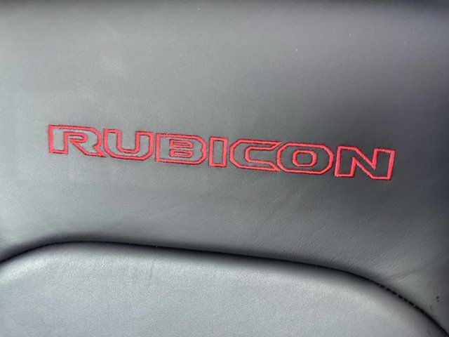 Used 2025 Jeep Wrangler Unlimited Rubicon AWD/4WD image 15