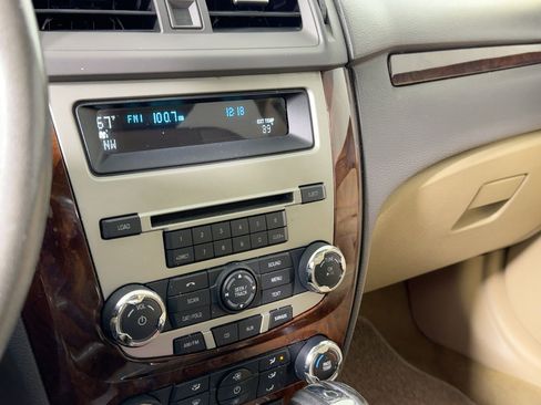 Used 2012 Ford Fusion SEL image 16