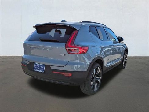 New 2026 Volvo XC40 B5 Ultra w/ Climate Package AWD/4WD image 2