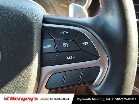 Used 2021 Jeep Grand Cherokee Trailhawk w/ Trailhawk Luxury Group AWD/4WD image 26