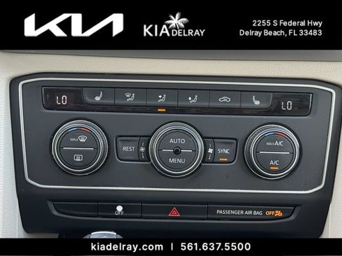 Used 2021 Volkswagen Atlas SE w/ Panoramic Sunroof Package FWD image 23