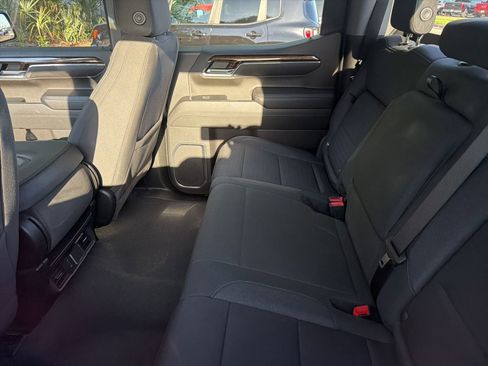 Used 2023 GMC Sierra 1500 Elevation RWD image 7