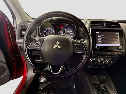 Used 2022 Mitsubishi Outlander Sport SE FWD image 13