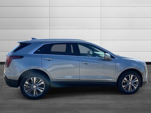 Used 2026 Cadillac XT5 Premium Luxury image 6