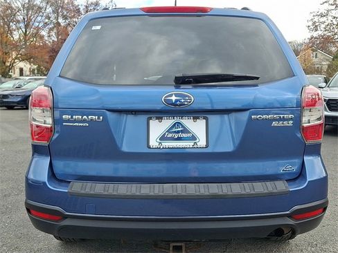 Used 2015 Subaru Forester 2.5i Premium w/ All-Weather Package image 5