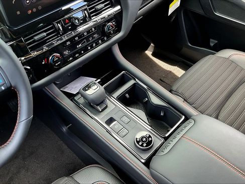New 2026 Nissan Pathfinder Rock Creek AWD/4WD image 12