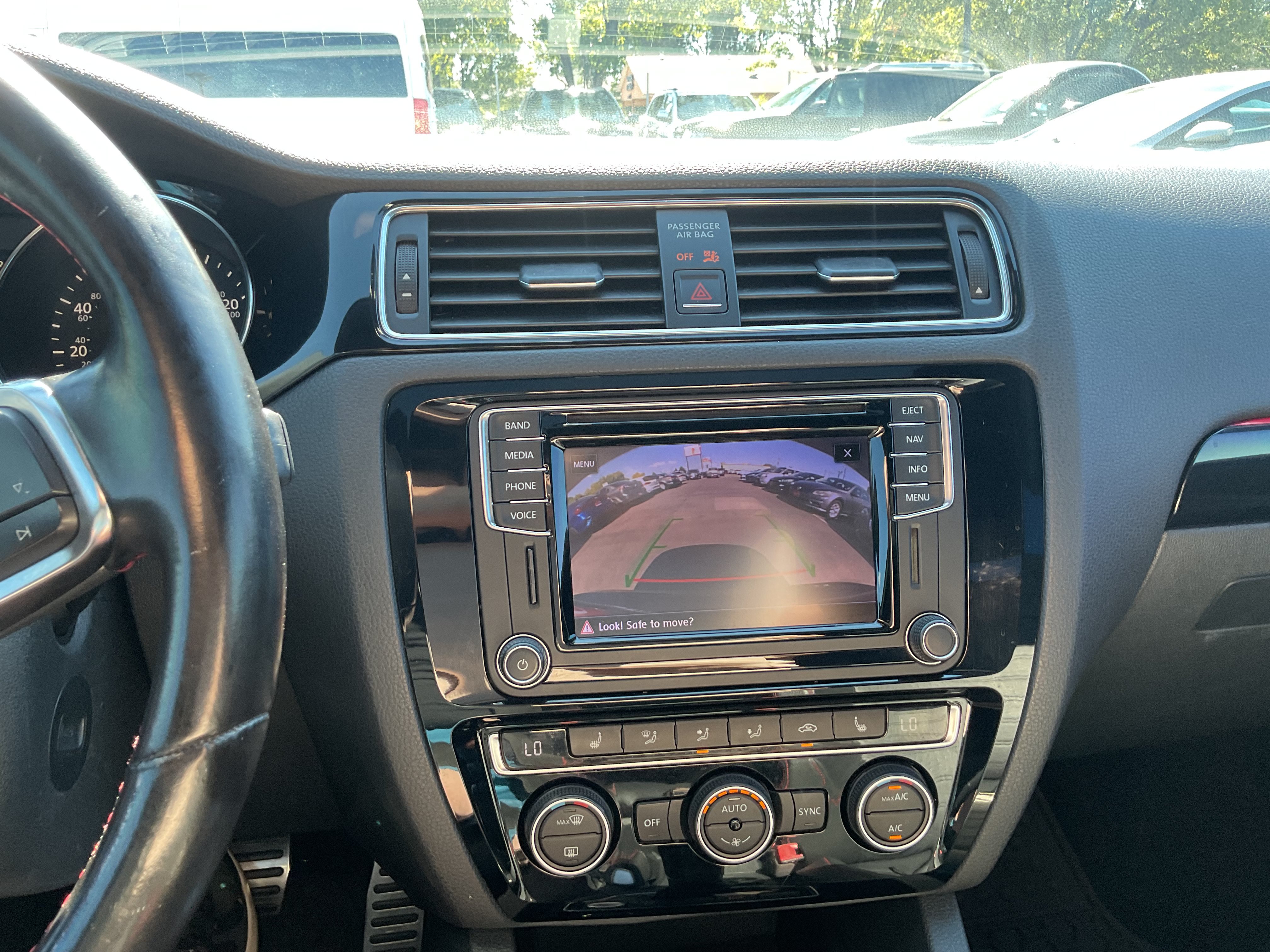Used 2017 Volkswagen Jetta GLI FWD image 17