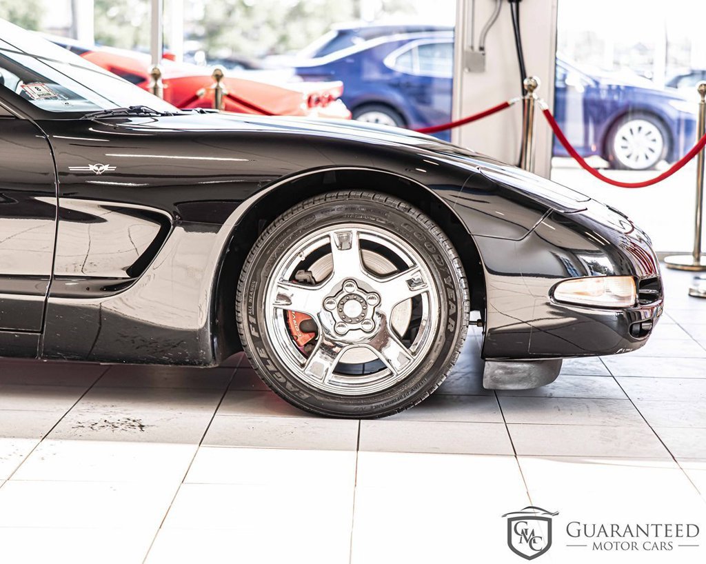 Used 1998 Chevrolet Corvette Convertible w/ Memory Pkg RWD image 12