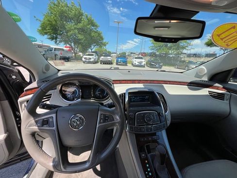 Used 2011 Buick LaCrosse CXL FWD image 36