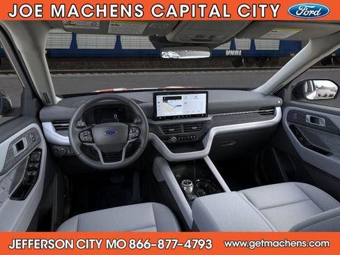 New 2026 Ford Explorer Platinum image 10