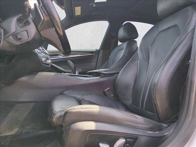 Used 2017 BMW 540i RWD image 13
