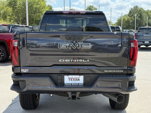 New 2026 GMC Sierra 2500 Denali w/ Denali Reserve Package image 6