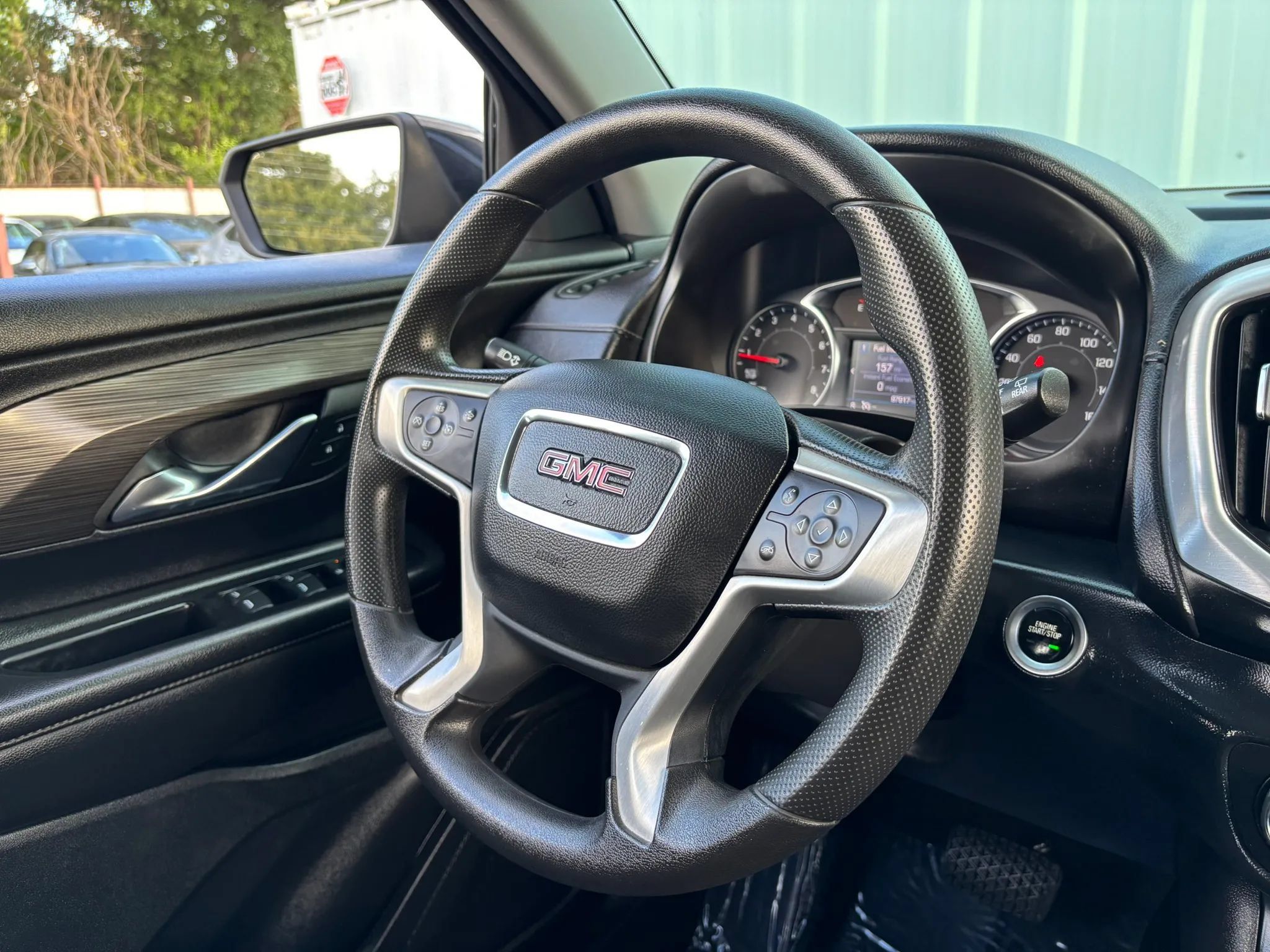 Used 2023 GMC Terrain SLE FWD image 15