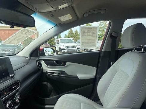 Used 2023 Hyundai Kona SEL FWD image 20
