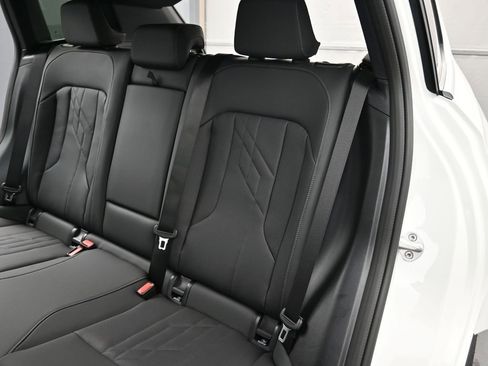 Used 2025 BMW X3 xDrive30i w/ Convenience Package image 30