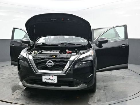 Used 2023 Nissan Rogue S AWD/4WD image 41