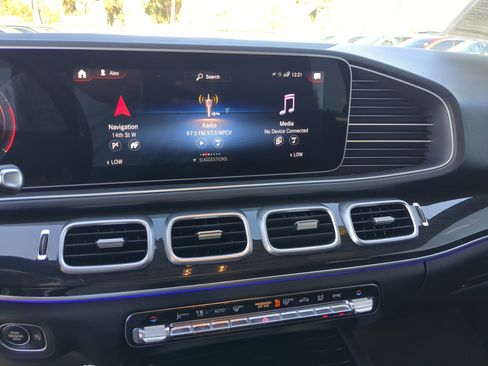 Used 2022 Mercedes-Benz GLE 450 4MATIC image 22