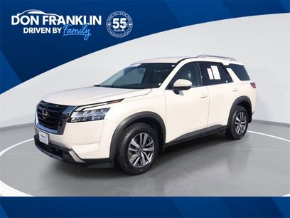 Used 2022 Nissan Pathfinder SL