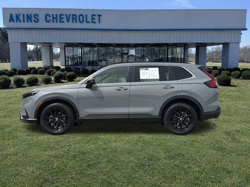 Used 2025 Honda CR-V Sport image 11