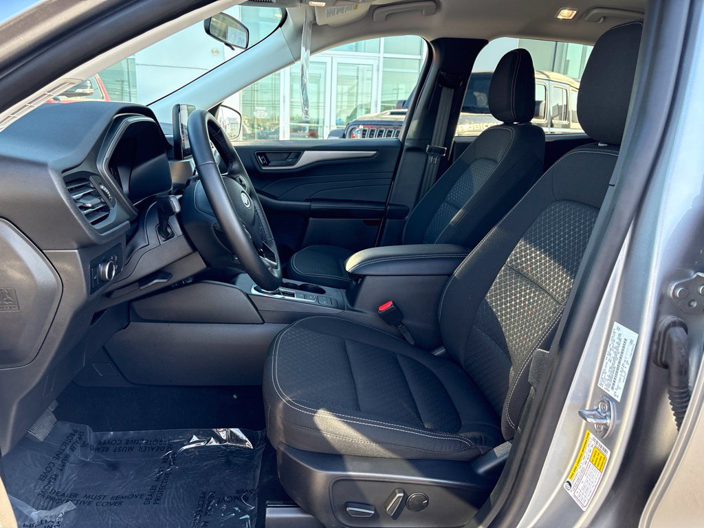Used 2024 Ford Escape Active FWD image 15