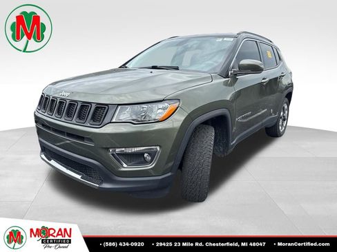 Used 2018 Jeep Compass Limited w/ Navigation Group AWD/4WD image 1
