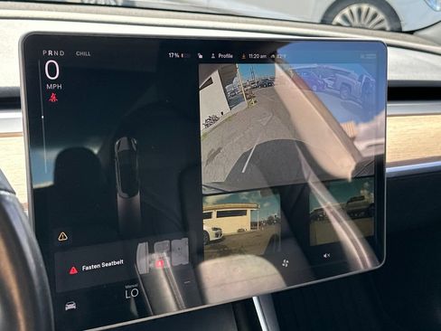 Used 2019 Tesla Model 3 image 16