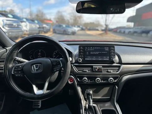 Used 2019 Honda Accord Sport image 14