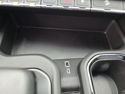 Used 2025 GMC Sierra 1500 AT4 w/ AT4 Premium Package image 43