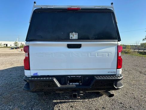 Used 2021 Chevrolet Silverado 2500 Custom w/ Custom Convenience Package image 12