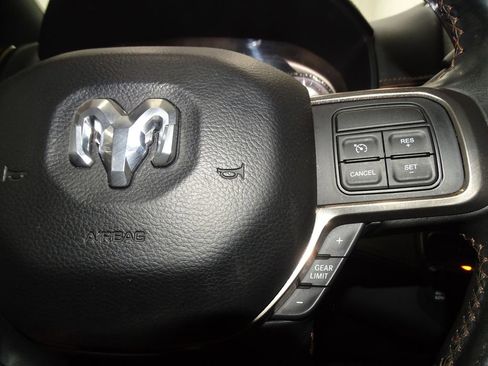 Used 2019 RAM 2500 Limited image 28