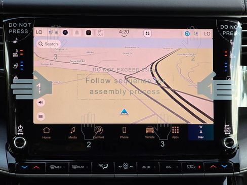 New 2026 Jeep Grand Wagoneer L Limited AWD/4WD image 7