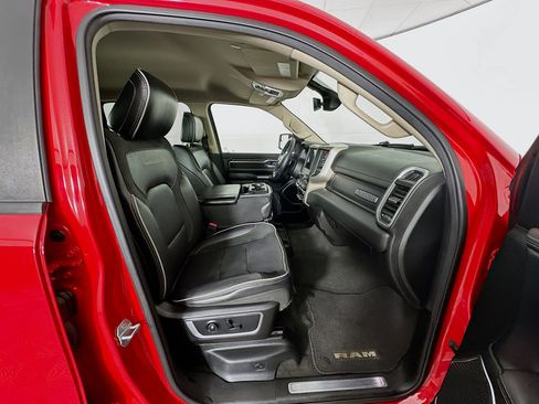 Used 2019 RAM 1500 Laramie w/ Off Road Group image 30