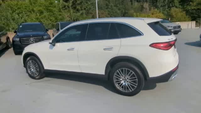 Certified 2025 Mercedes-Benz GLC 300 image 6
