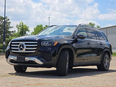 Certified 2024 Mercedes-Benz GLS 450 4MATIC image 13