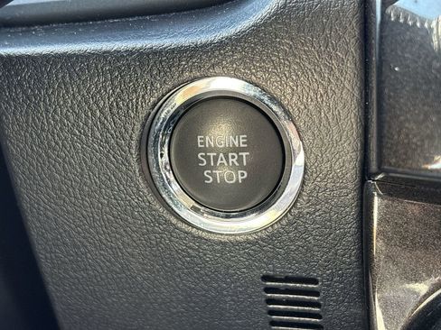 Used 2024 Toyota 4Runner TRD Off-Road Premium image 18