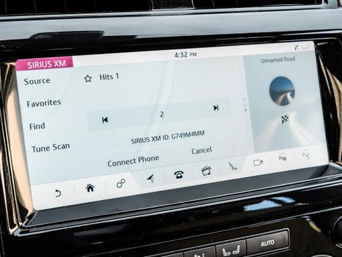 Used 2020 Land Rover Discovery HSE Luxury image 29