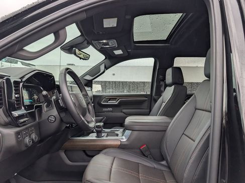 Used 2026 Chevrolet Silverado 1500 High Country w/ Midnight Edition image 13