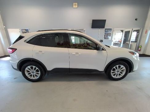 Used 2022 Ford Escape SE w/ Convenience Package AWD/4WD image 6