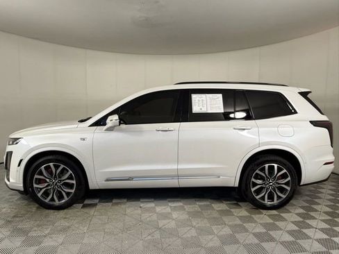 Certified 2023 Cadillac XT6 Sport w/ Technology Package image 3