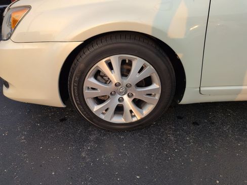 Used 2008 Toyota Avalon XLS FWD image 27
