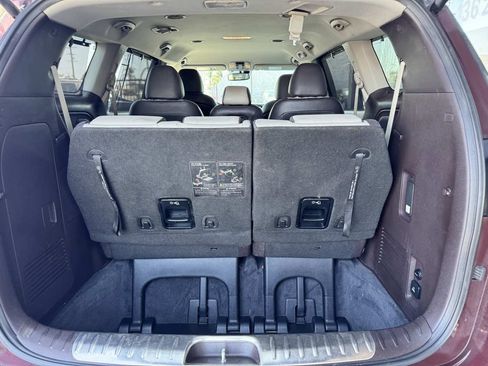 Used 2017 Kia Sedona SX Limited FWD image 26