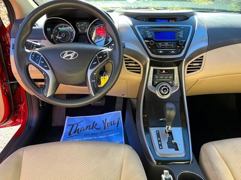 Used 2013 Hyundai Elantra GLS w/ Preferred Pkg image 20