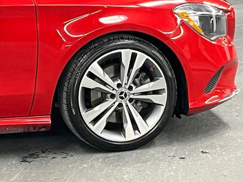 Used 2018 Mercedes-Benz CLA 250 4MATIC image 35
