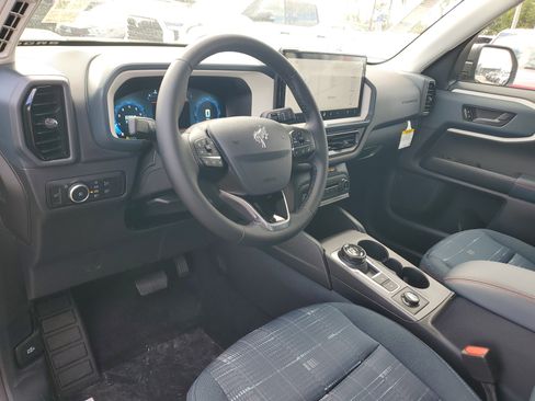 New 2025 Ford Bronco Sport Heritage w/ Convenience Package image 8