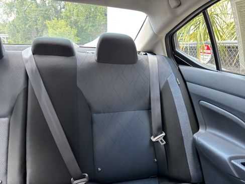 Used 2025 Nissan Versa SV FWD image 37