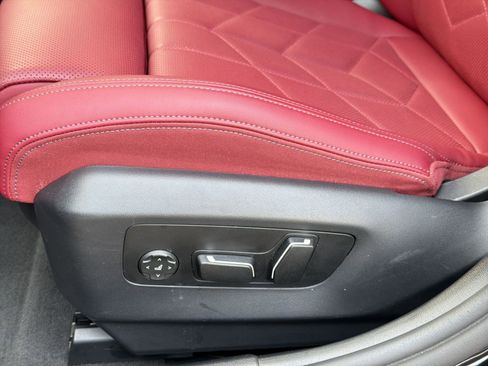 Certified 2026 BMW 540i xDrive AWD/4WD image 14