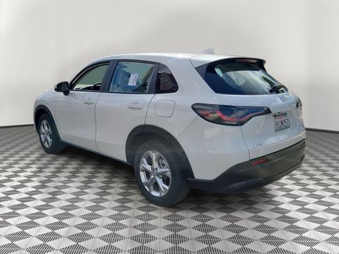 Certified 2024 Honda HR-V LX image 4