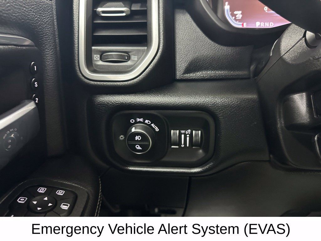 Used 2026 RAM 2500 Laramie AWD/4WD image 41
